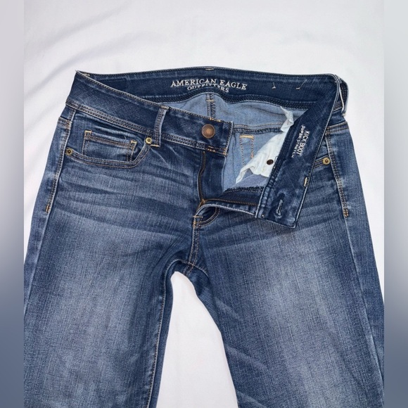 American Eagle Size 6 Long Dark Wash Kick Boot Super Stretch Low Rise Jeans - Picture 6 of 8